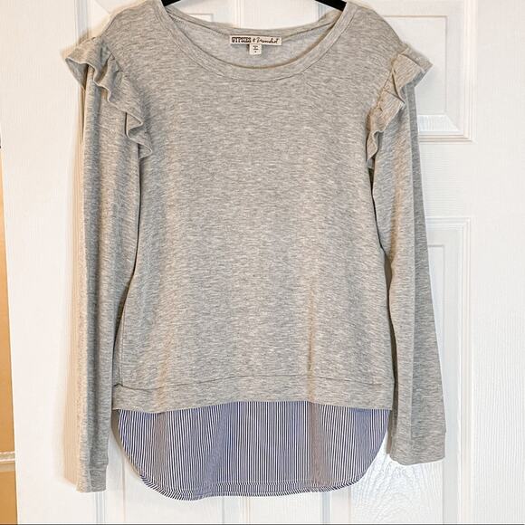 Gypsies & Moondust Gray and Blue Ruffle Sleeve Top, EUC, Size Small - Picture 2 of 9